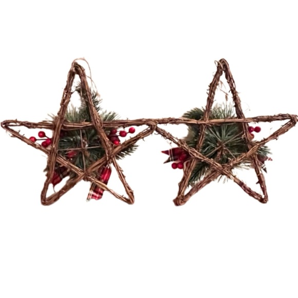 NWT- Set/2 Farmhouse Rustic Christmas Rattan & Pine Stars - Picture 2 of 5
